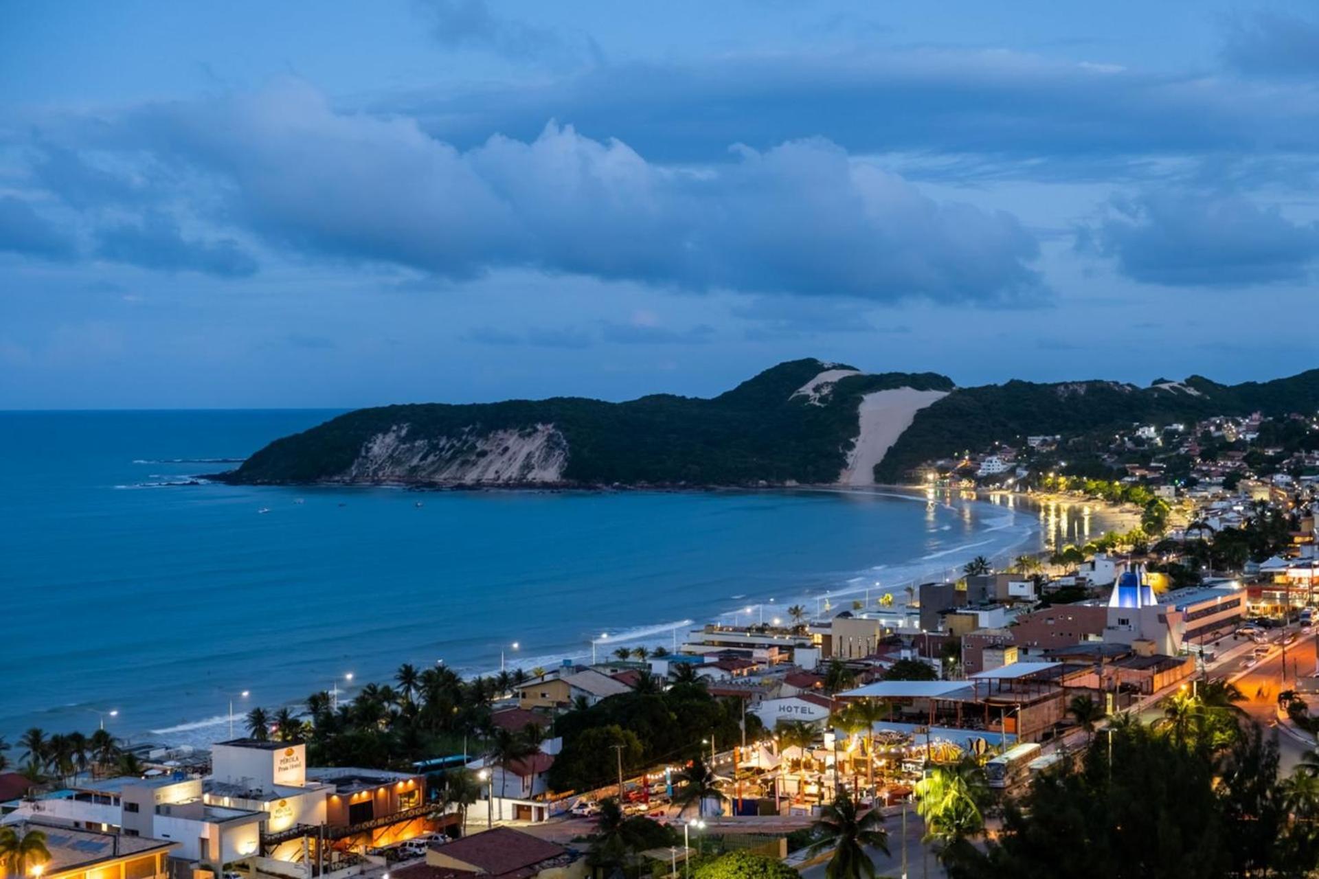 Pontanegra Beachfront Retreat: Family-friendly With Sea Views Apartment