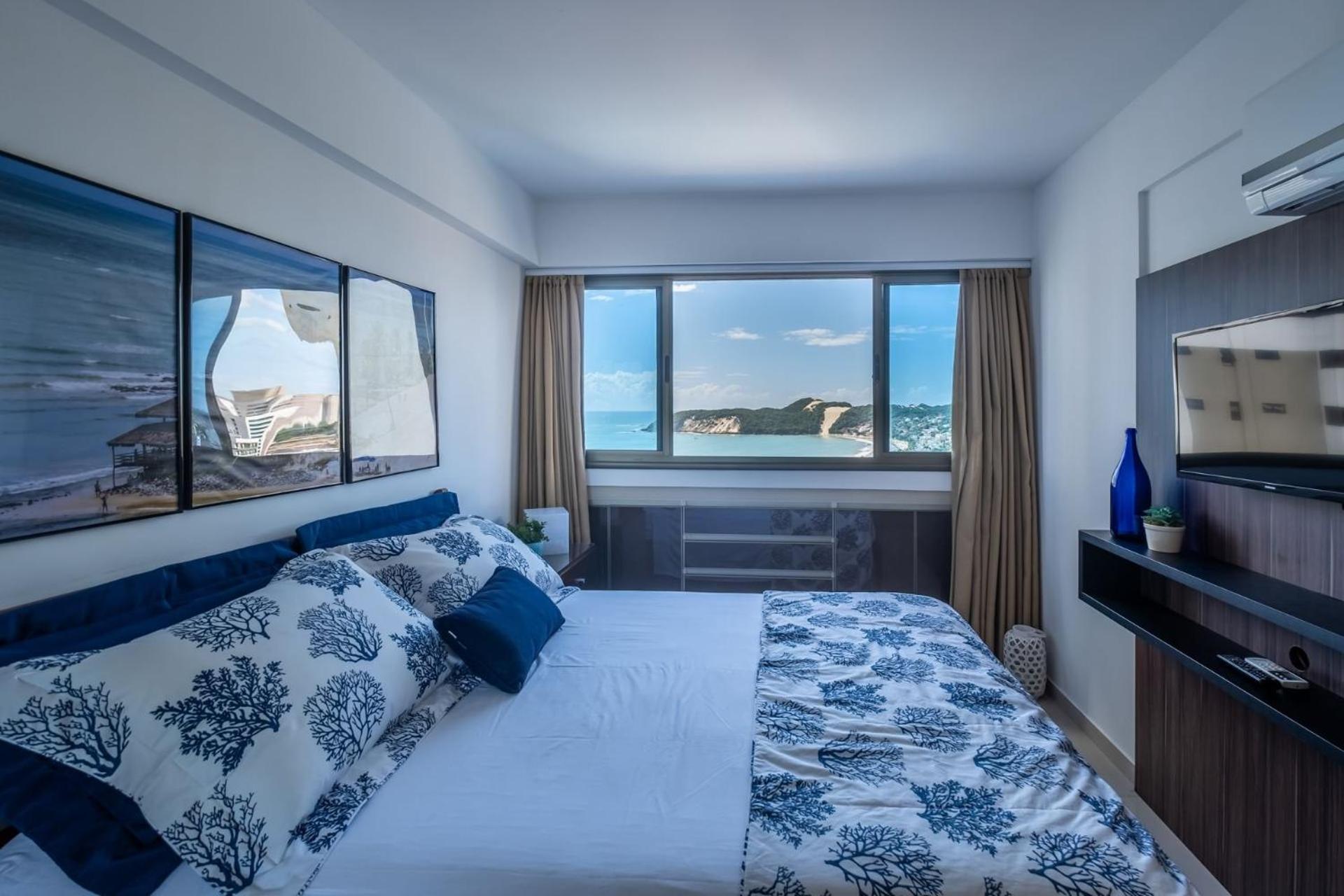 Pontanegra Beachfront Retreat: Family-friendly With Sea Views *