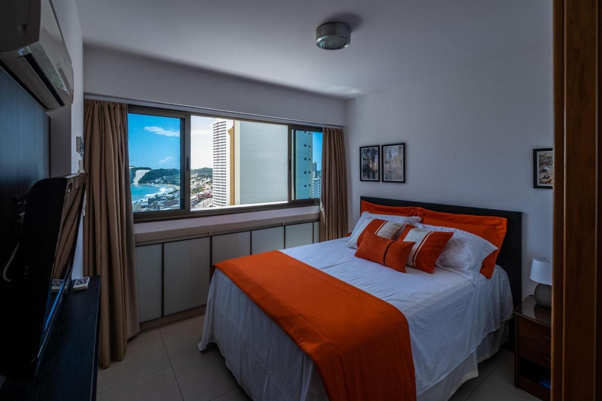Pontanegra Beachfront Retreat: Family-friendly With Sea Views