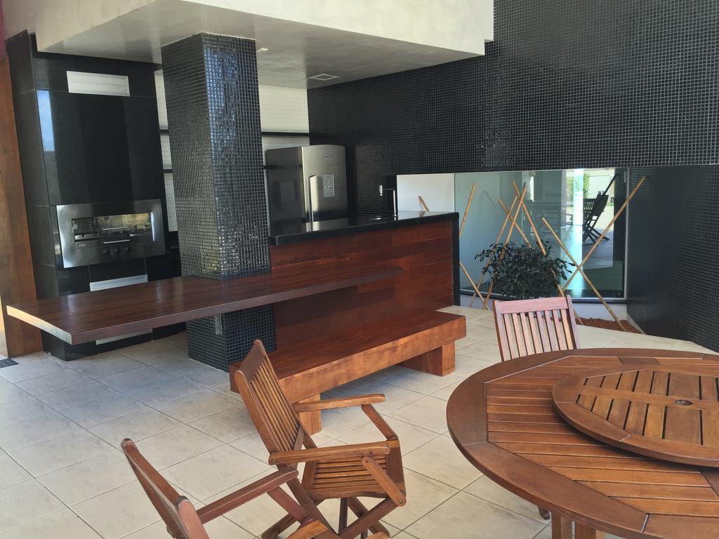 Apartment Pontanegra Beachfront Retreat: Family-friendly With Sea Views Natal